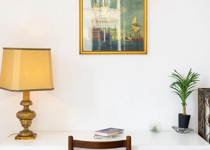 Apartment Cola Di Rienzo By In Rom