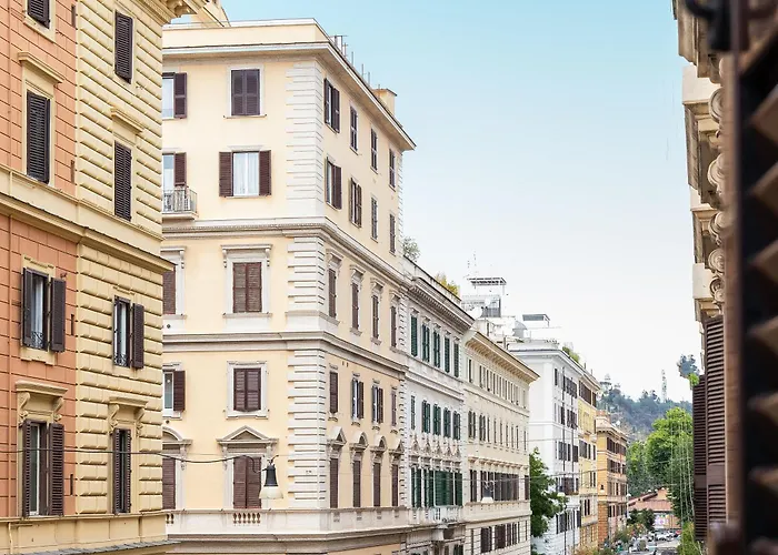 Apartment Cola Di Rienzo By In Rom